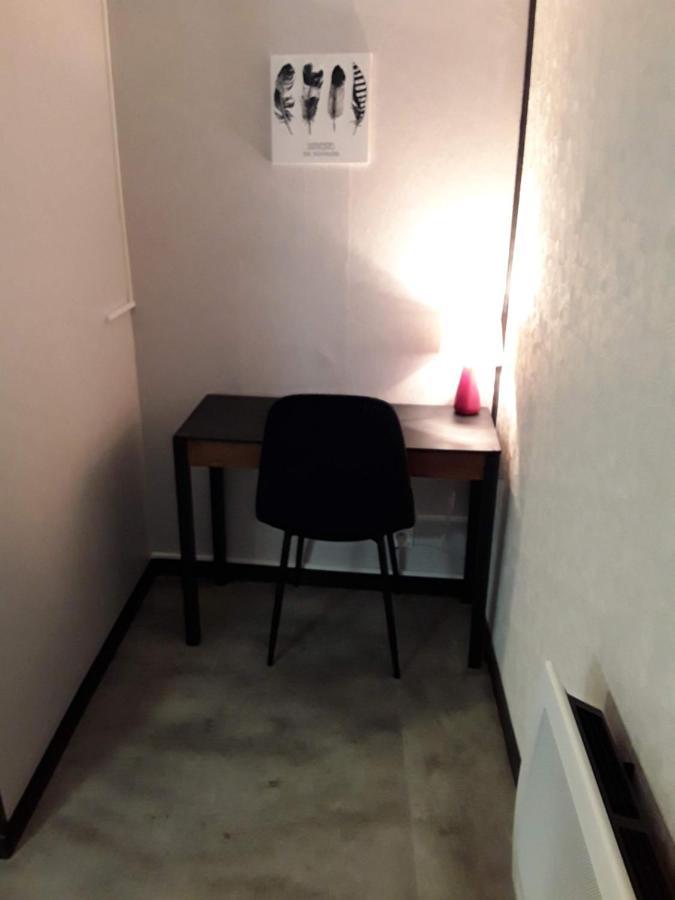 La Chambre D'A Cote Doulezon Exteriör bild